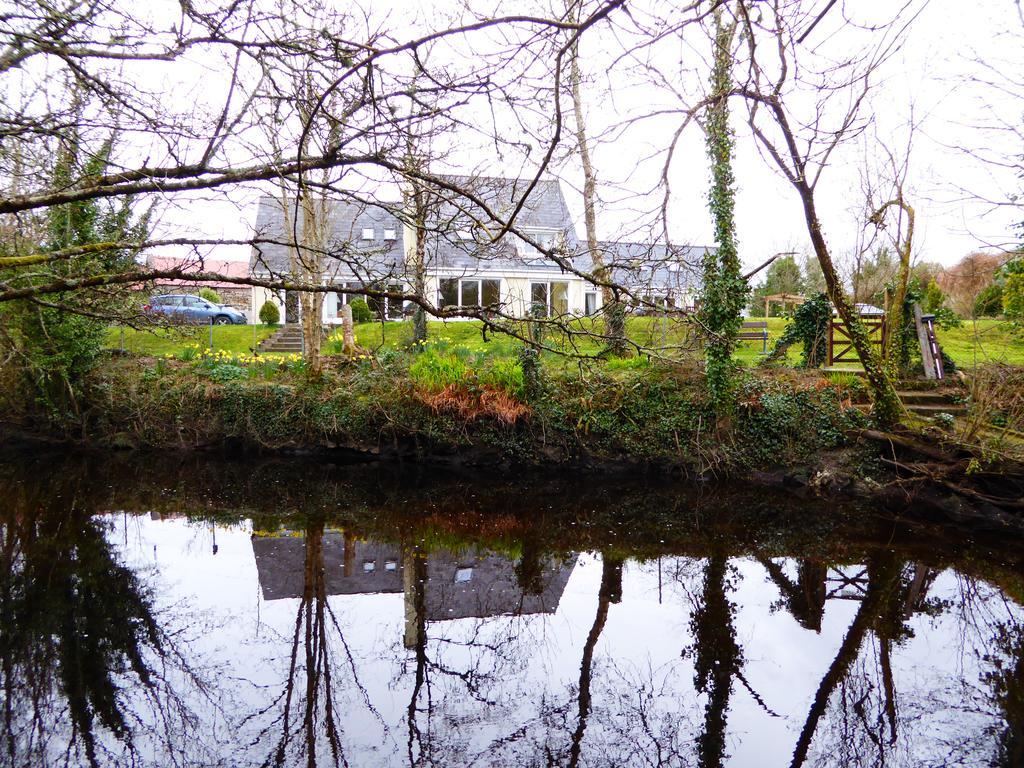 Camillaun Lodge With Lough Corrib Boat Hire Оугтерард Екстериор снимка