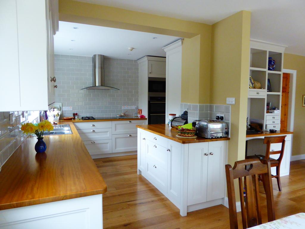 Camillaun Lodge With Lough Corrib Boat Hire Оугтерард Екстериор снимка