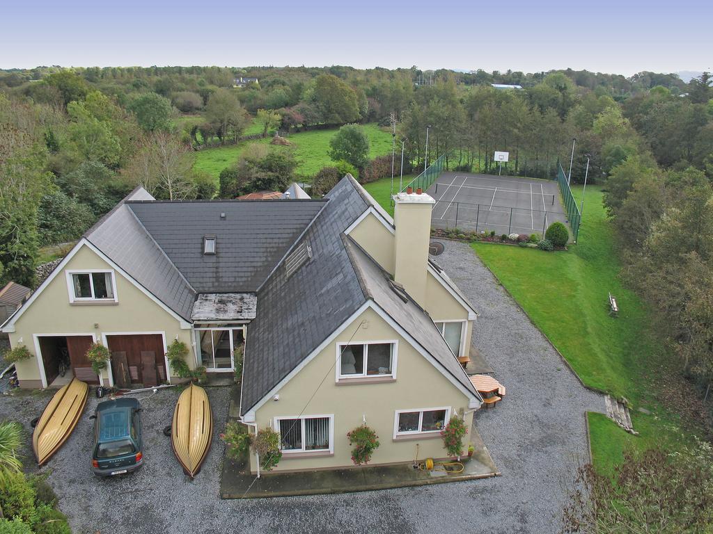 Camillaun Lodge With Lough Corrib Boat Hire Оугтерард Екстериор снимка
